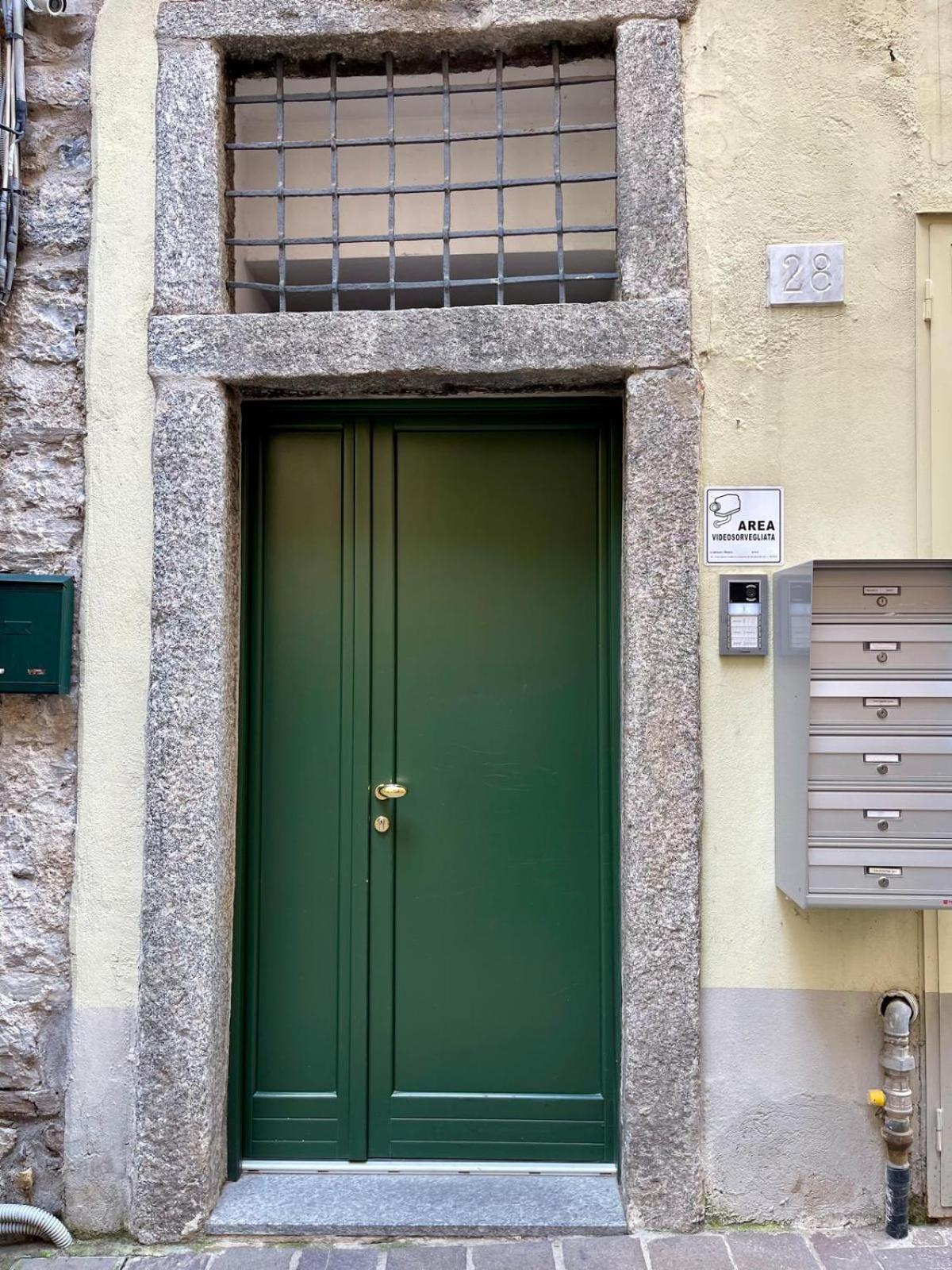 Calicantus Apartments Atena Como Exteriör bild